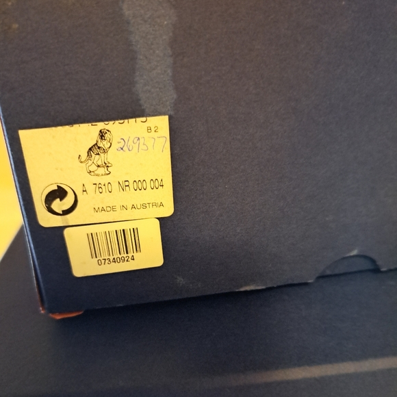 Swarovski crystal standing lion Rare Encounters w outer box and case. Pristine - Picture 8 of 8